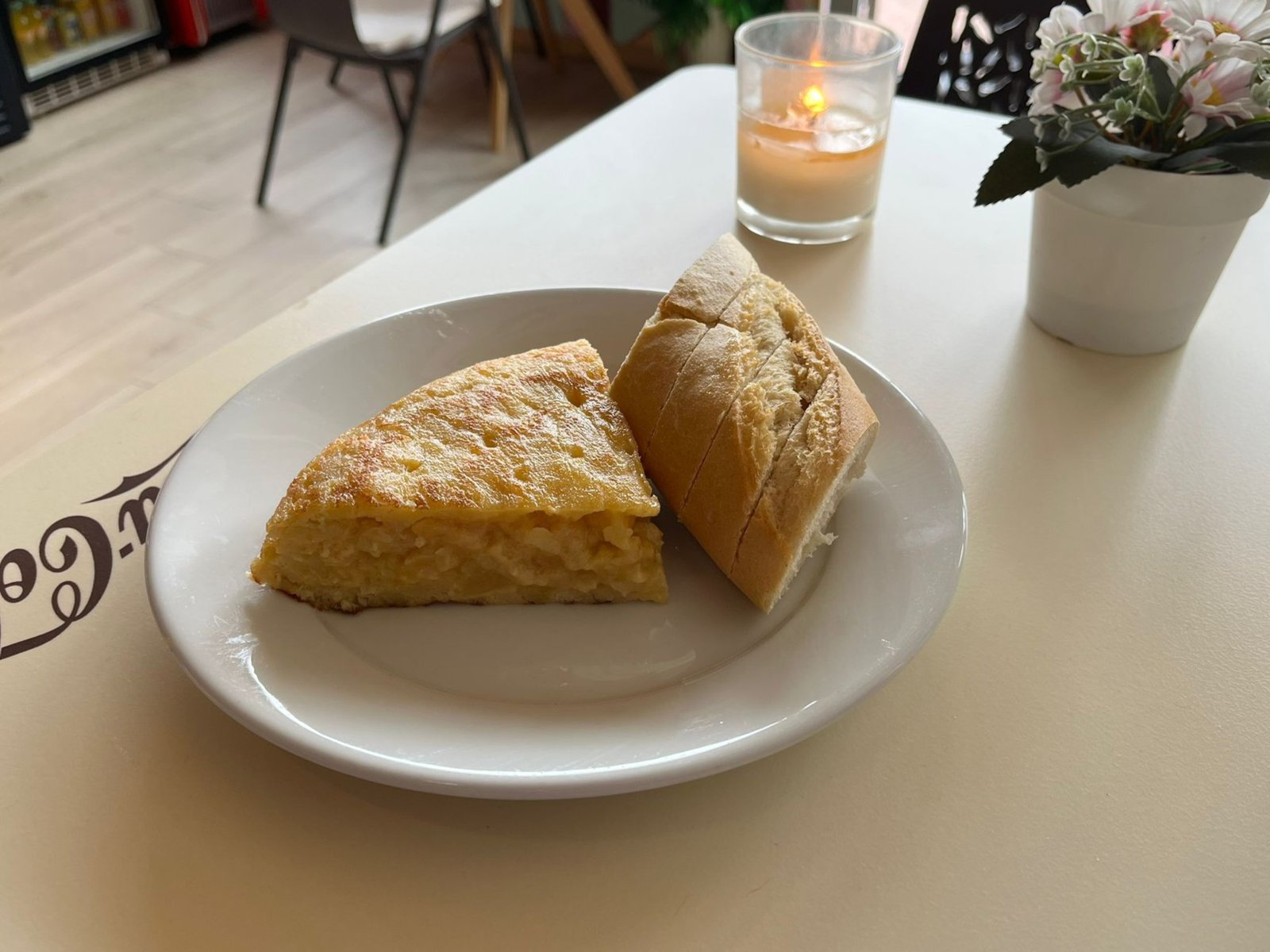 Tortilla de Patata con Café